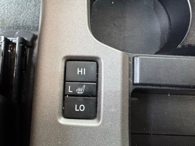 Used 2018 Toyota Sequoia Platinum image 19