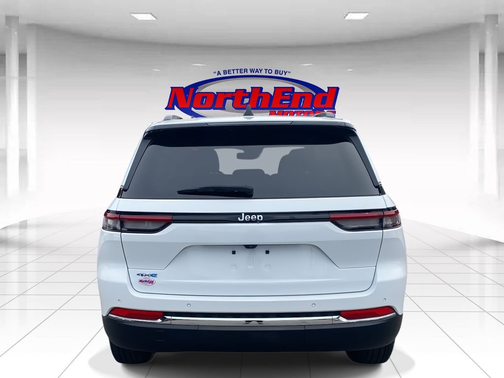 Used 2024 Jeep Grand Cherokee Limited 4xe image 6