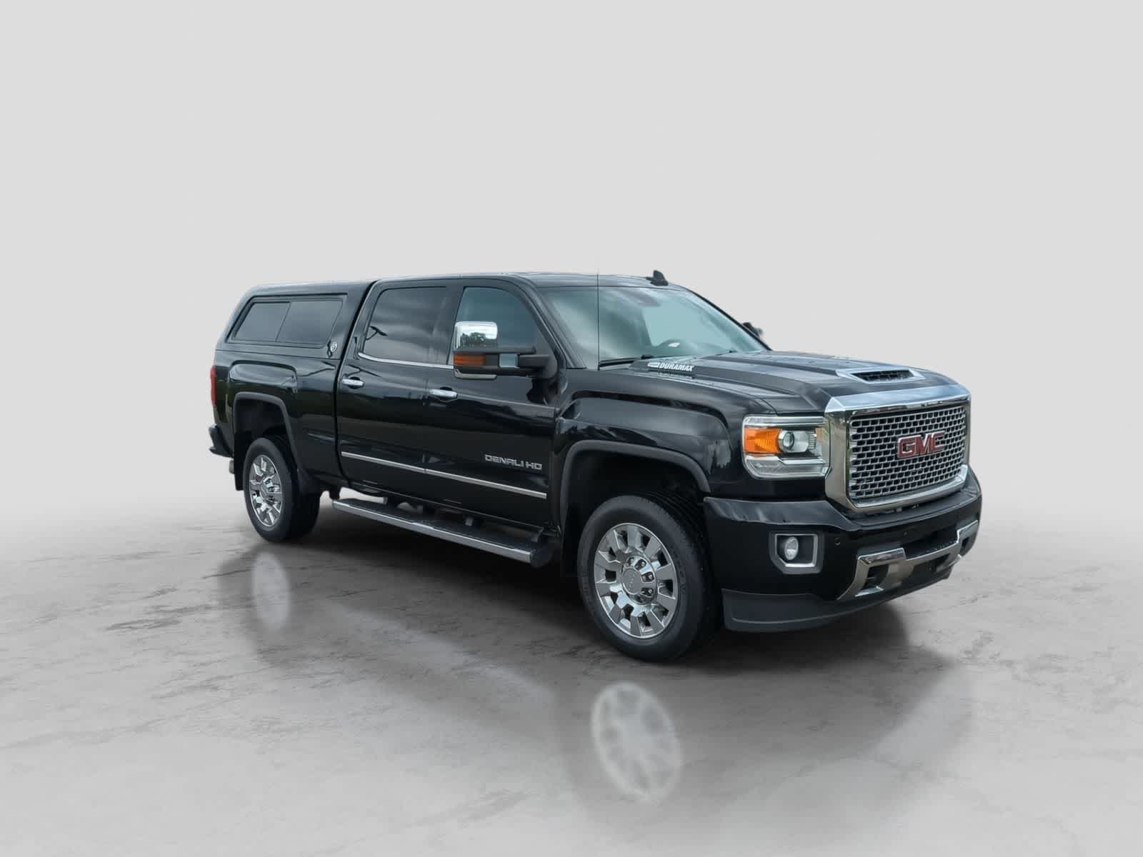 Used 2017 GMC Sierra 2500 Denali w/ Suspension Package, Off-Road AWD/4WD video 2