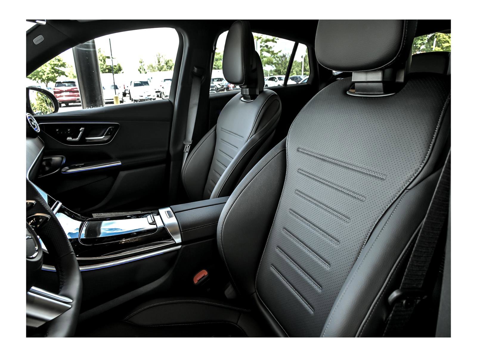 Certified 2026 Mercedes-Benz GLC 300 4MATIC image 9