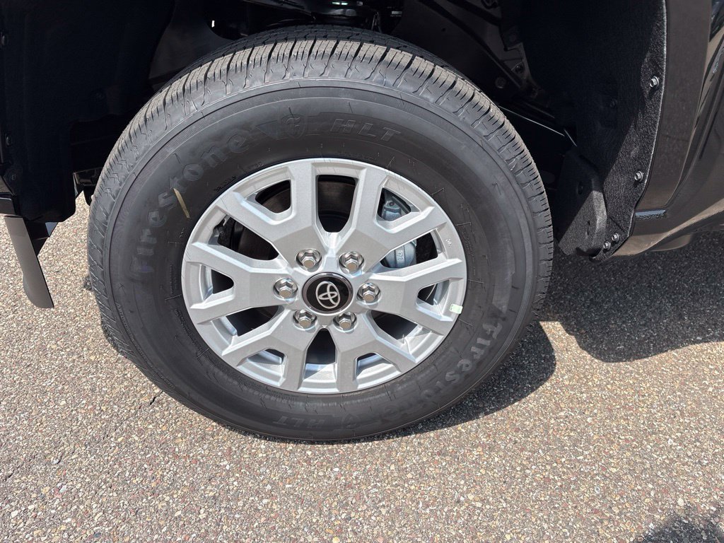 Used 2026 Toyota Tacoma SR5 AWD/4WD image 11