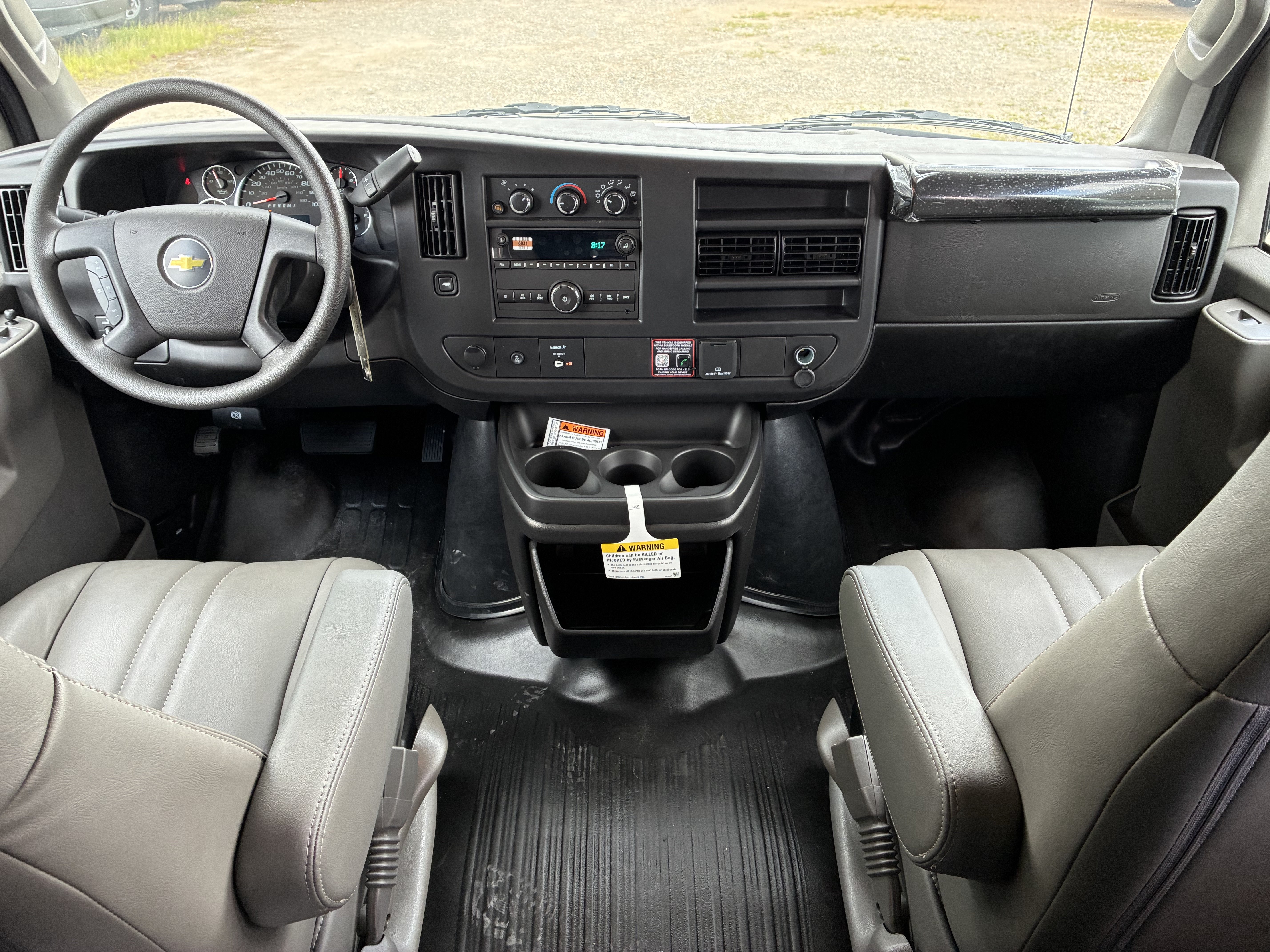 New 2026 Chevrolet Express 2500 Extended w/ Driver Convenience Package RWD image 21