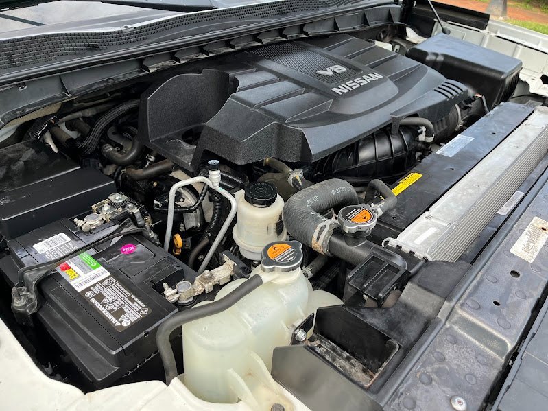 Used 2019 Nissan Titan SV image 28