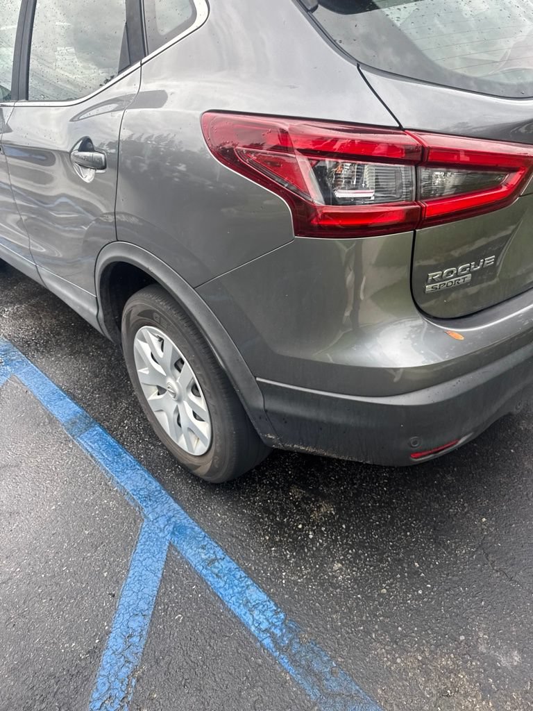Used 2020 Nissan Rogue Sport S FWD image 8