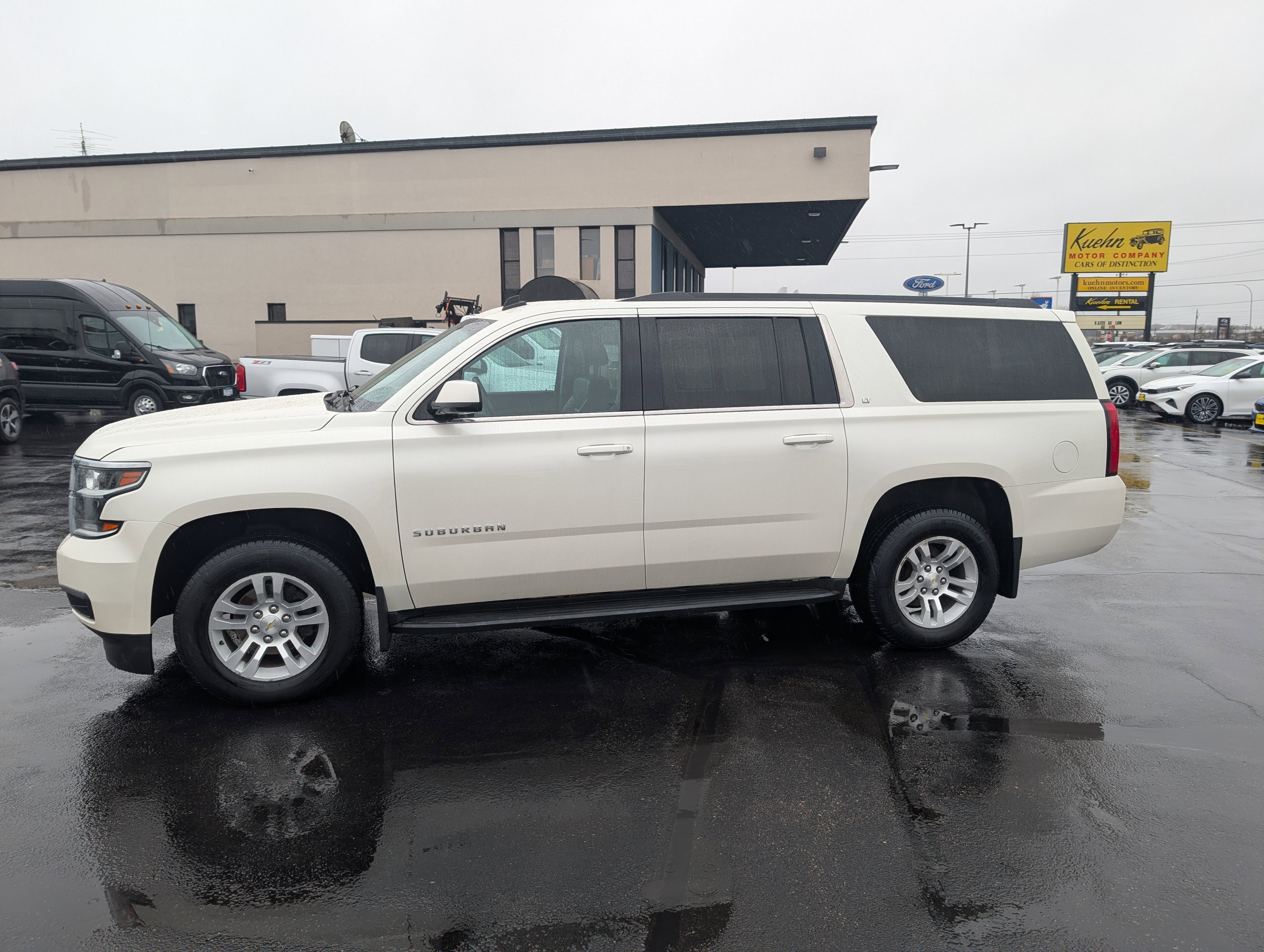 Used 2015 Chevrolet Suburban LT w/ Max Trailering Package AWD/4WD image 5