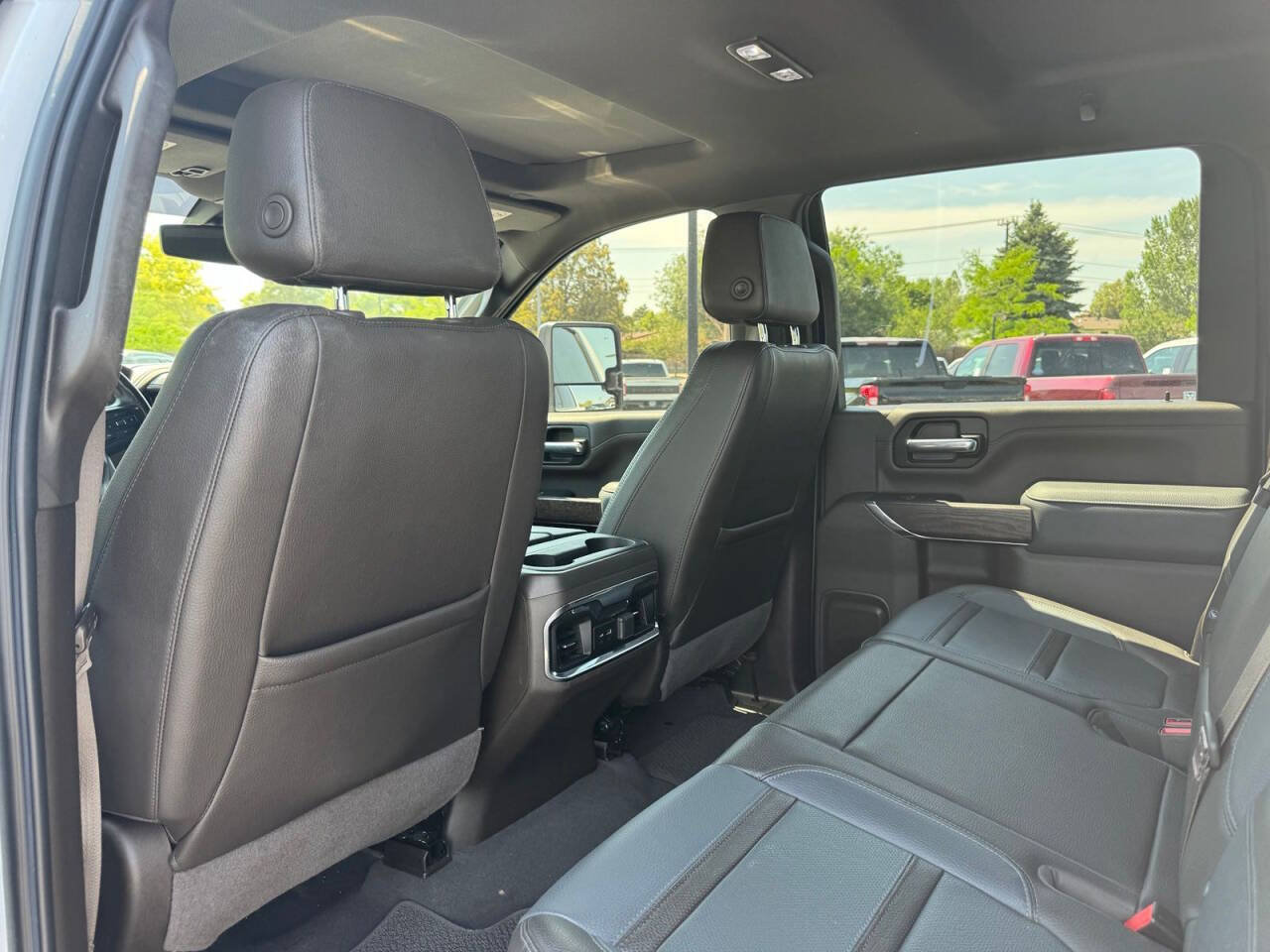Used 2022 GMC Sierra 3500 Denali AWD/4WD image 13