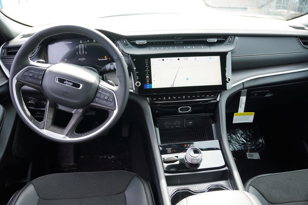 New 2026 Jeep Grand Cherokee Altitude AWD/4WD image 14