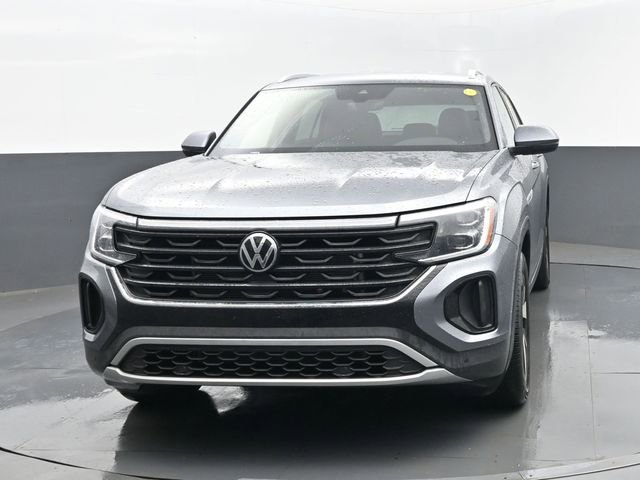Used 2025 Volkswagen Atlas Cross Sport SE image 24