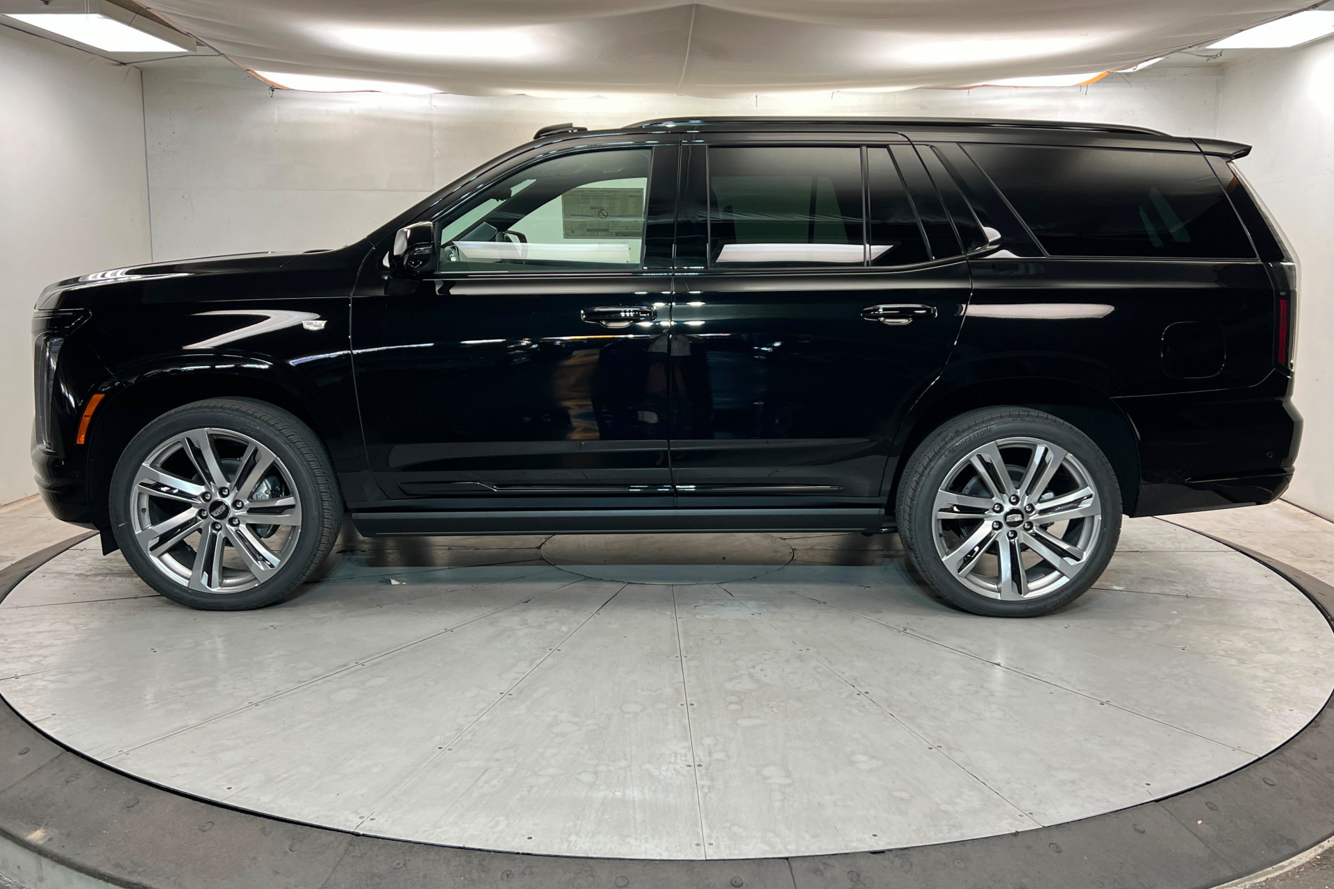 New 2026 Cadillac Escalade Platinum Sport AWD/4WD image 2