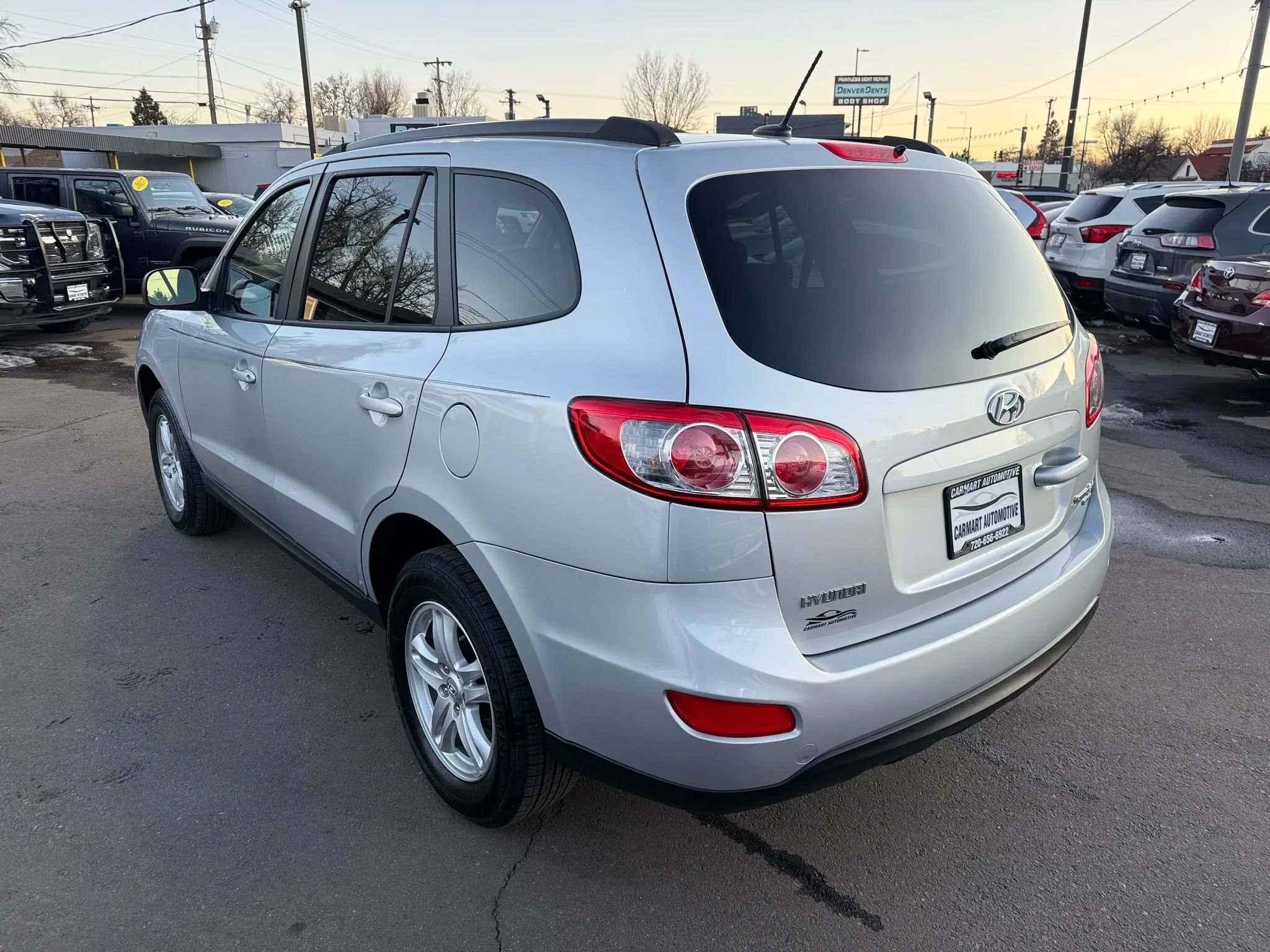 Used 2010 Hyundai Santa Fe GLS AWD/4WD image 7