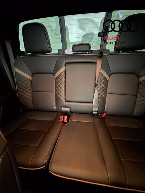 Used 2023 GMC Canyon Denali AWD/4WD image 14