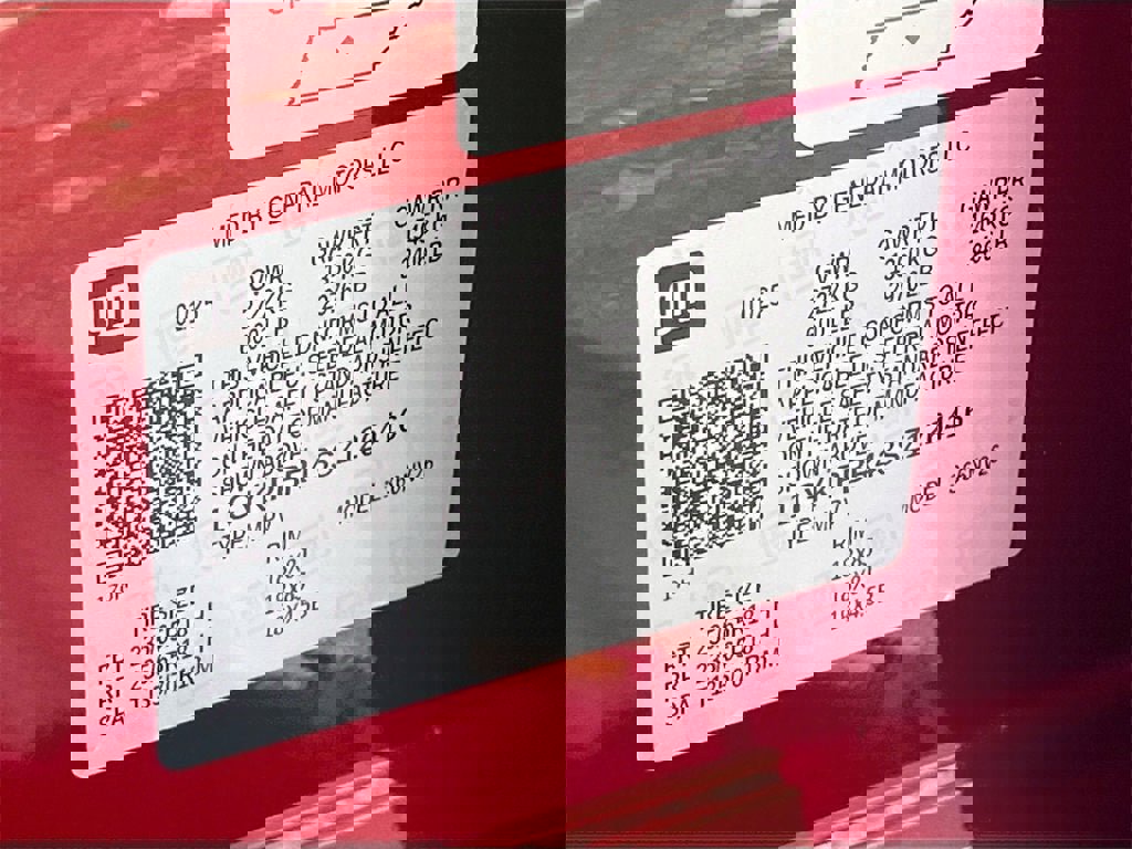 New 2025 Cadillac XT6 Luxury image 34