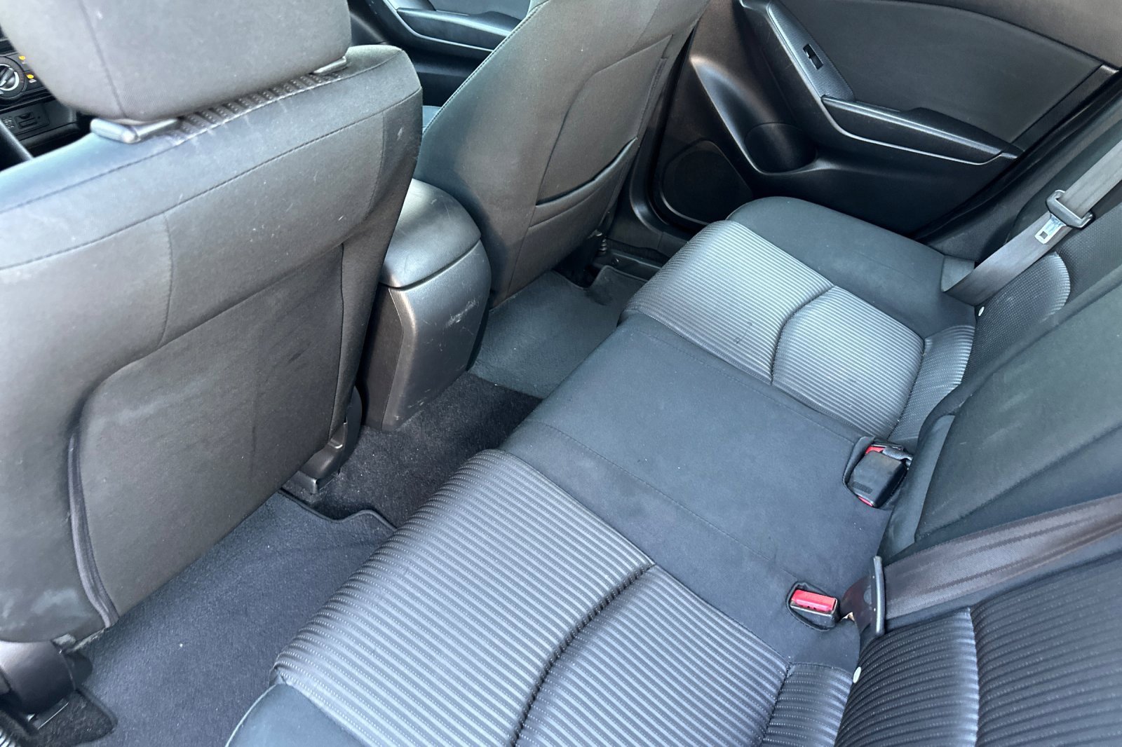 Used 2016 MAZDA MAZDA3 i Sport w/ Preferred Equipment Package image 13