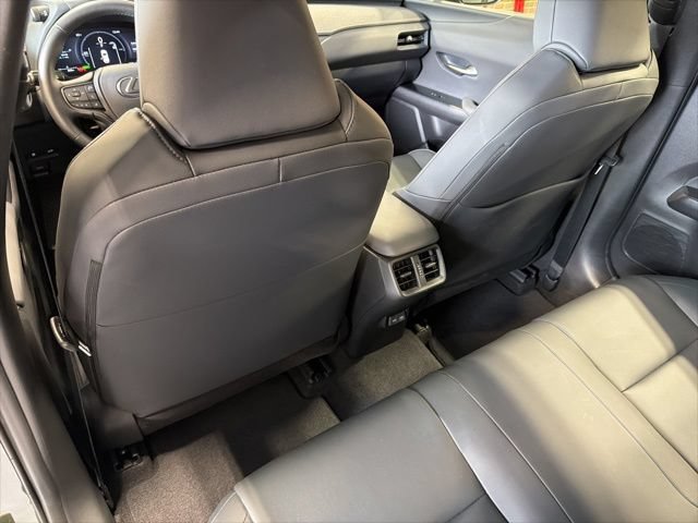 Used 2025 Lexus UX 300h AWD w/ Accessory Package (Z1) image 27