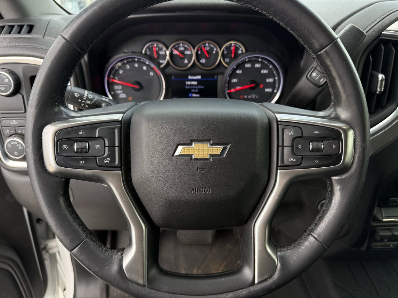 Used 2019 Chevrolet Silverado 1500 LT w/ Texas Edition image 13
