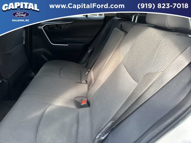 Used 2025 Toyota RAV4 LE AWD/4WD image 18
