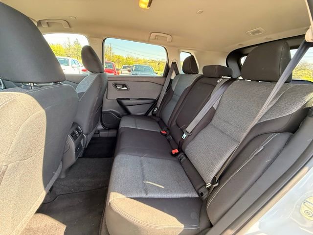 Certified 2023 Nissan Rogue SV image 16