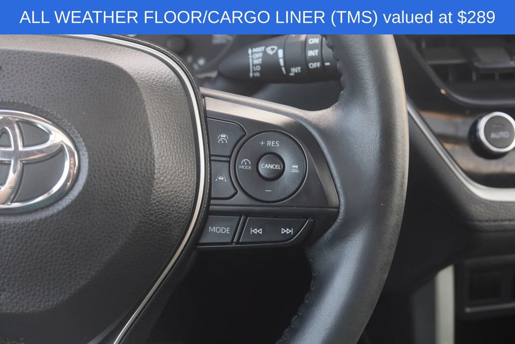 Used 2023 Toyota Corolla Cross LE w/ Moonroof Package AWD/4WD image 6