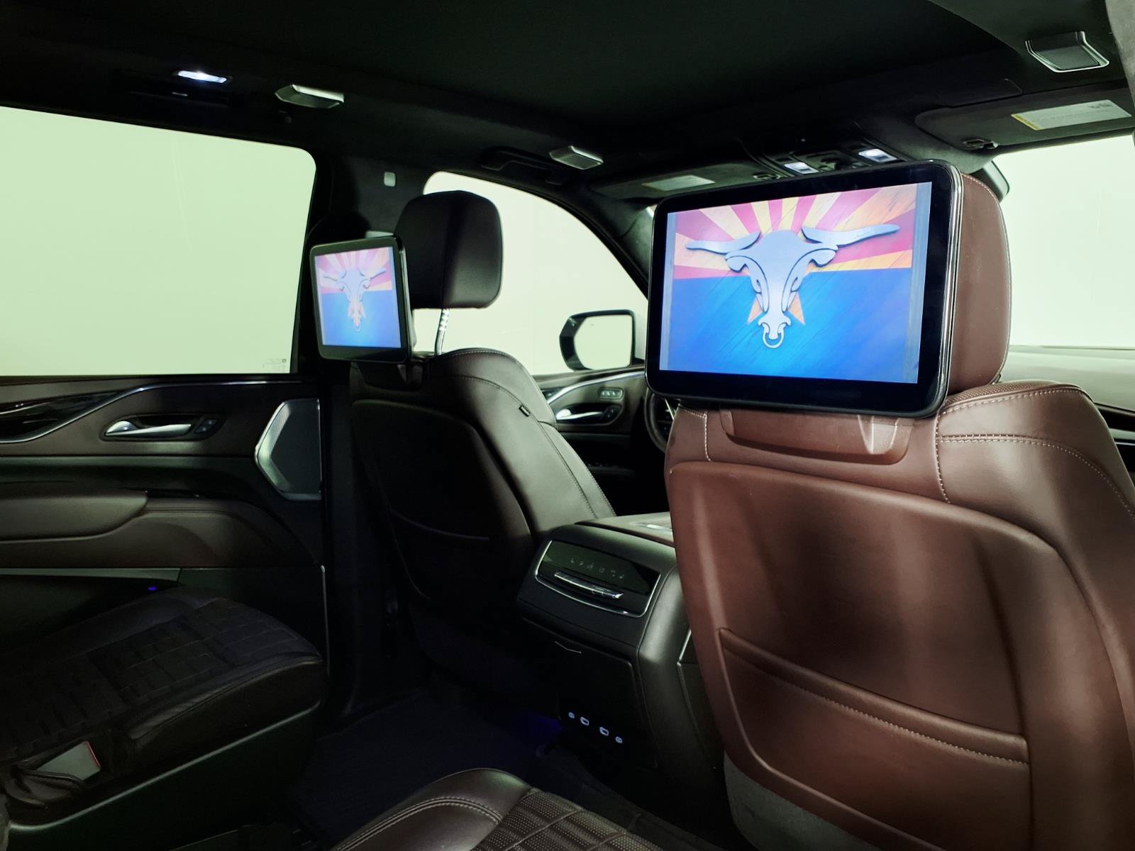 Certified 2024 Cadillac Escalade ESV Sport Platinum w/ LPO, ONYX Package AWD/4WD image 12