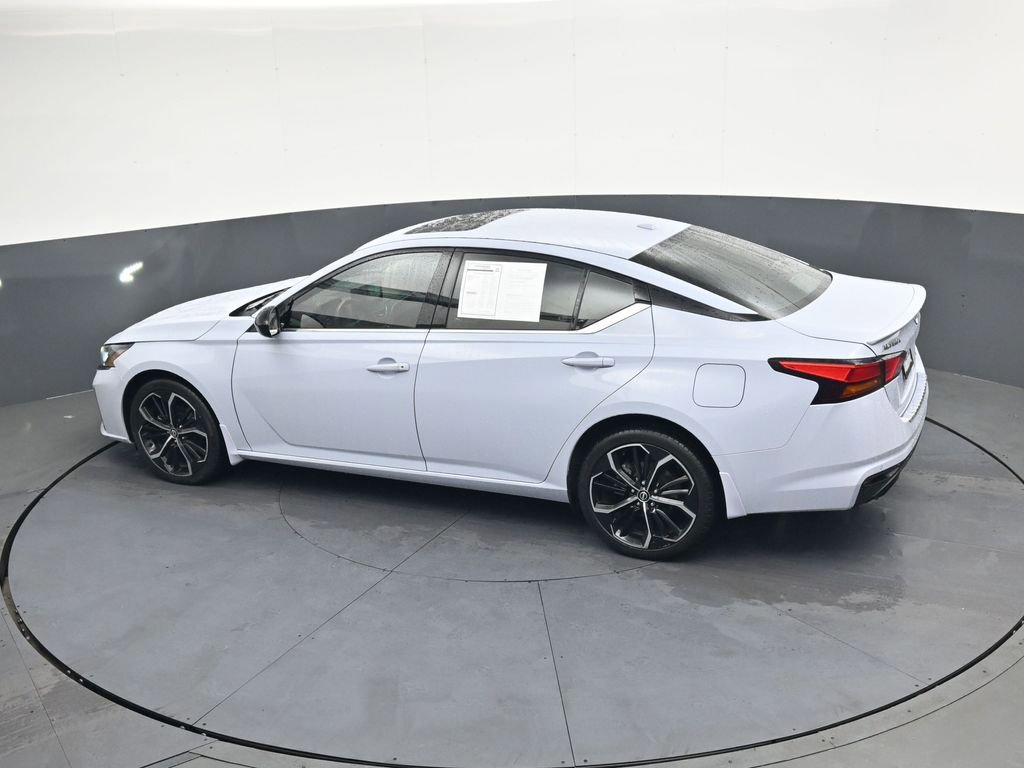 Used 2023 Nissan Altima 2.5 SR w/ SR Premium Package AWD/4WD image 34