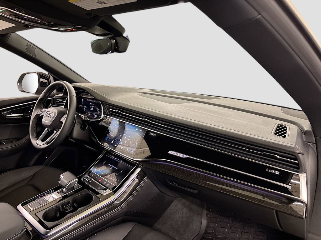 Certified 2025 Audi Q8 Premium Plus w/ Premium Plus Package image 14