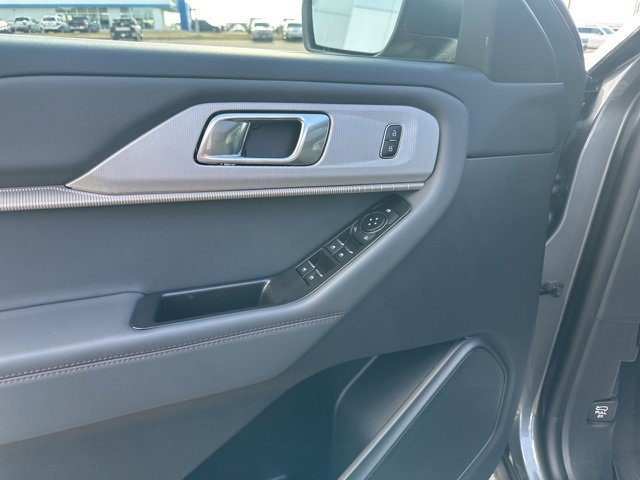 New 2026 Ford Explorer Active w/ Active Comfort Package image 35