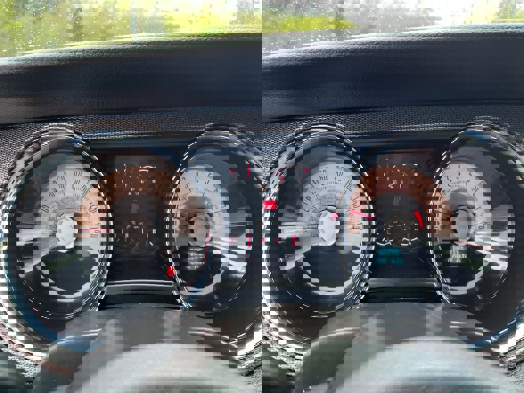 Used 2010 Ford Mustang GT image 18