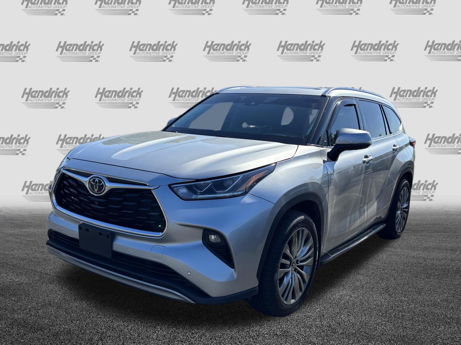 Used 2022 Toyota Highlander Platinum AWD/4WD image 6