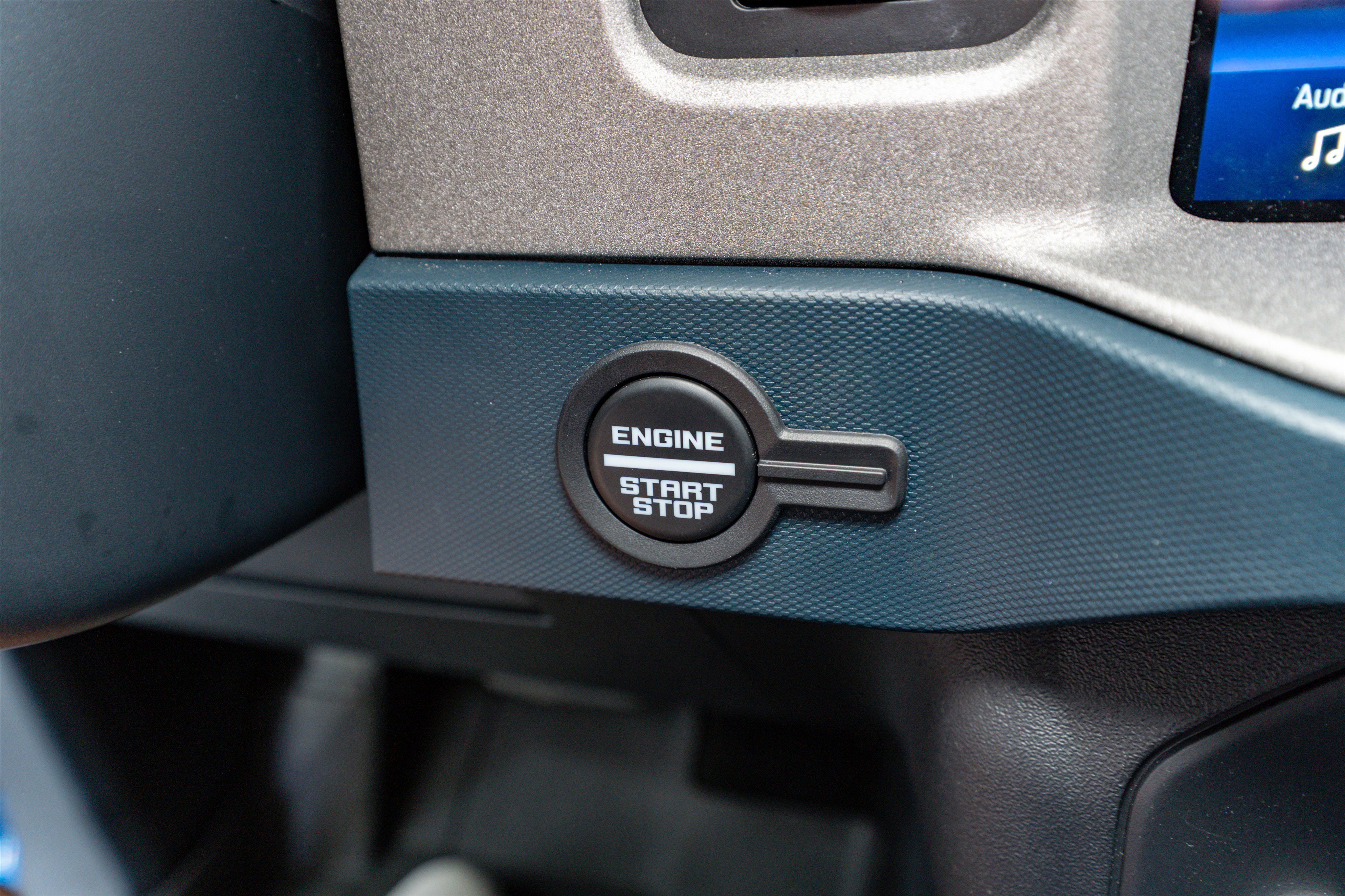 Used 2024 Ford Bronco Outer Banks image 30