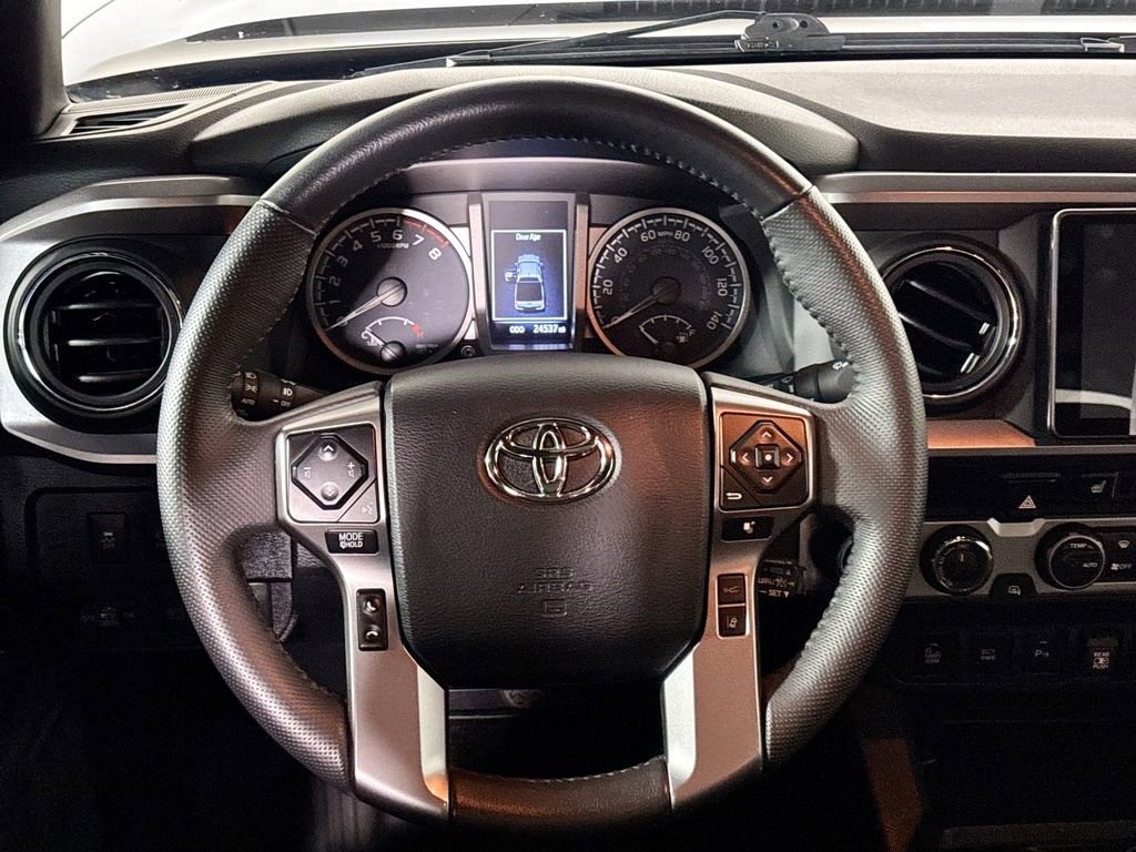 Used 2023 Toyota Tacoma Limited image 13