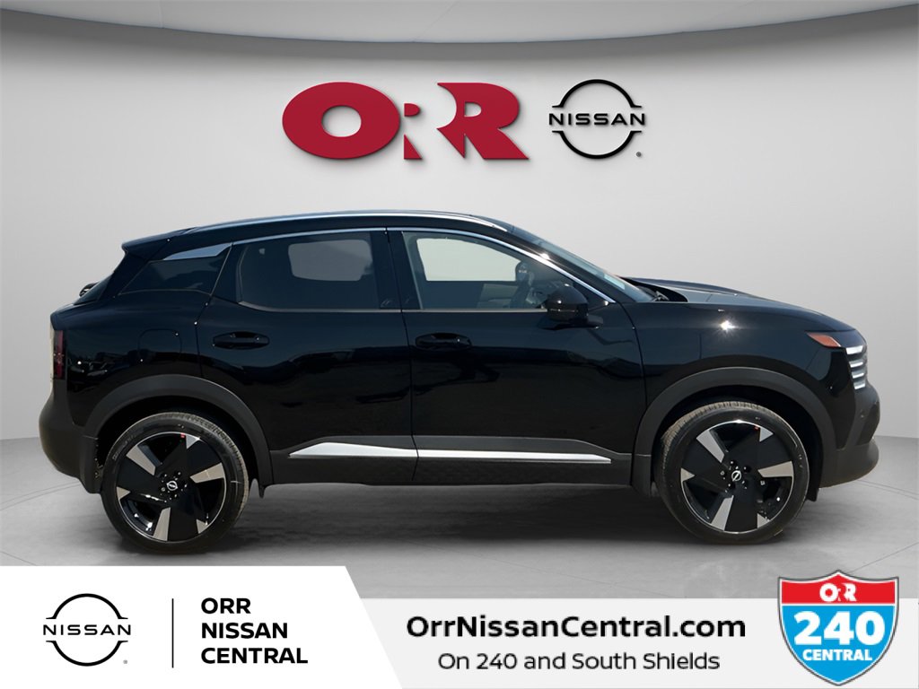 New 2025 Nissan Kicks SR w/ SR Premium Package image 4