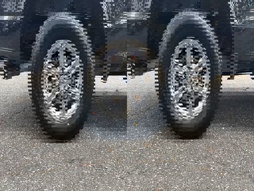 Certified 2024 Ford F150 XLT w/ Equipment Group 302A MID image 33