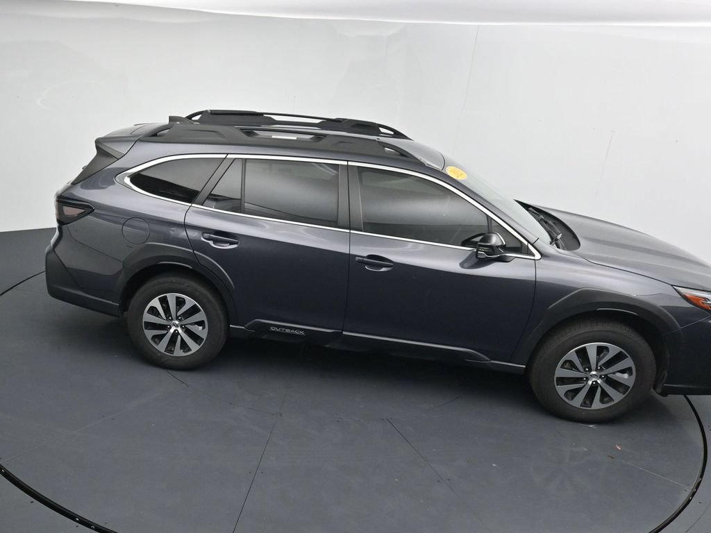 Used 2023 Subaru Outback Premium AWD/4WD image 31