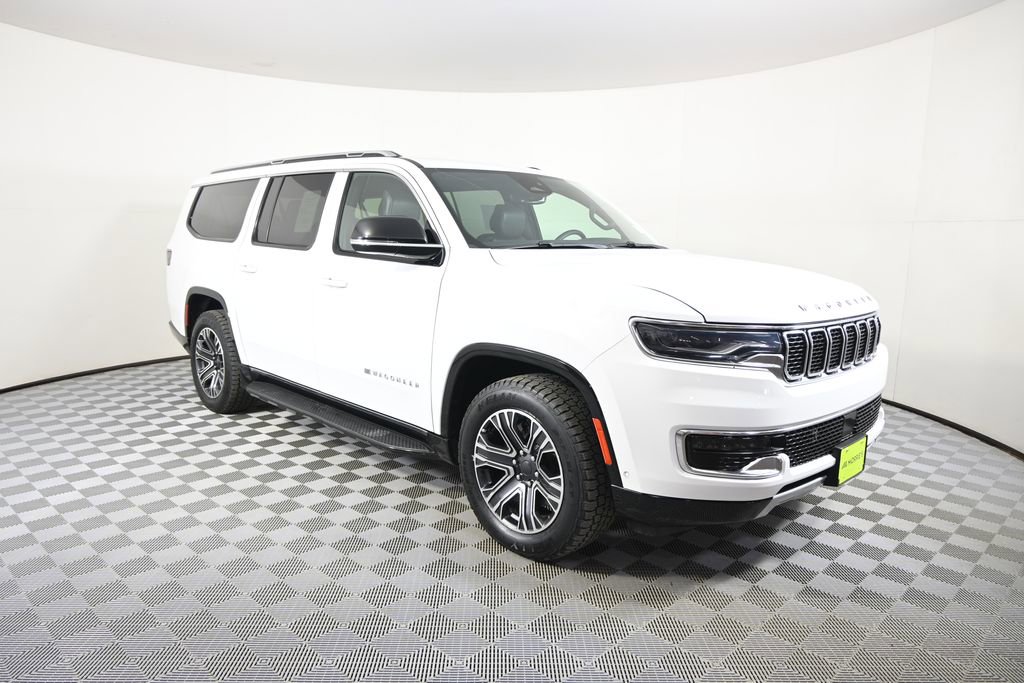 Used 2023 Jeep Wagoneer L Series II image 9