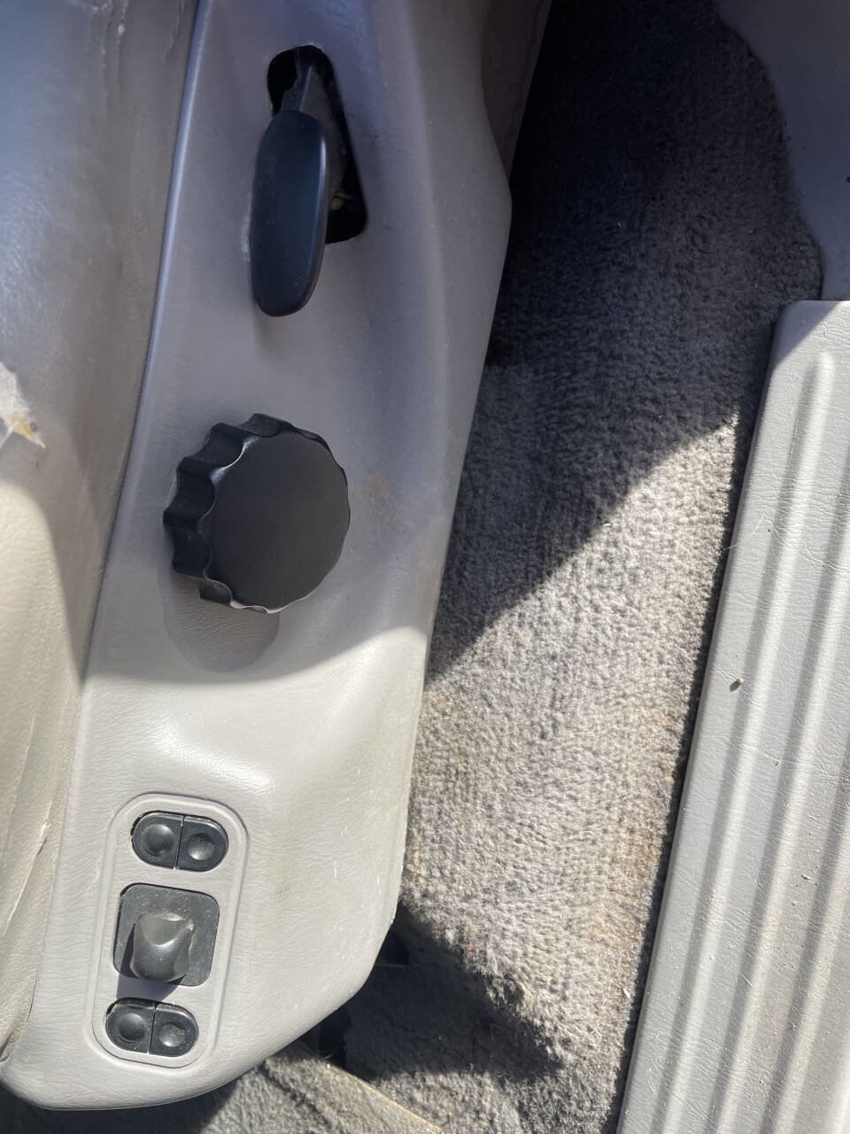 Used 2001 Ford F150 4x4 SuperCrew image 17