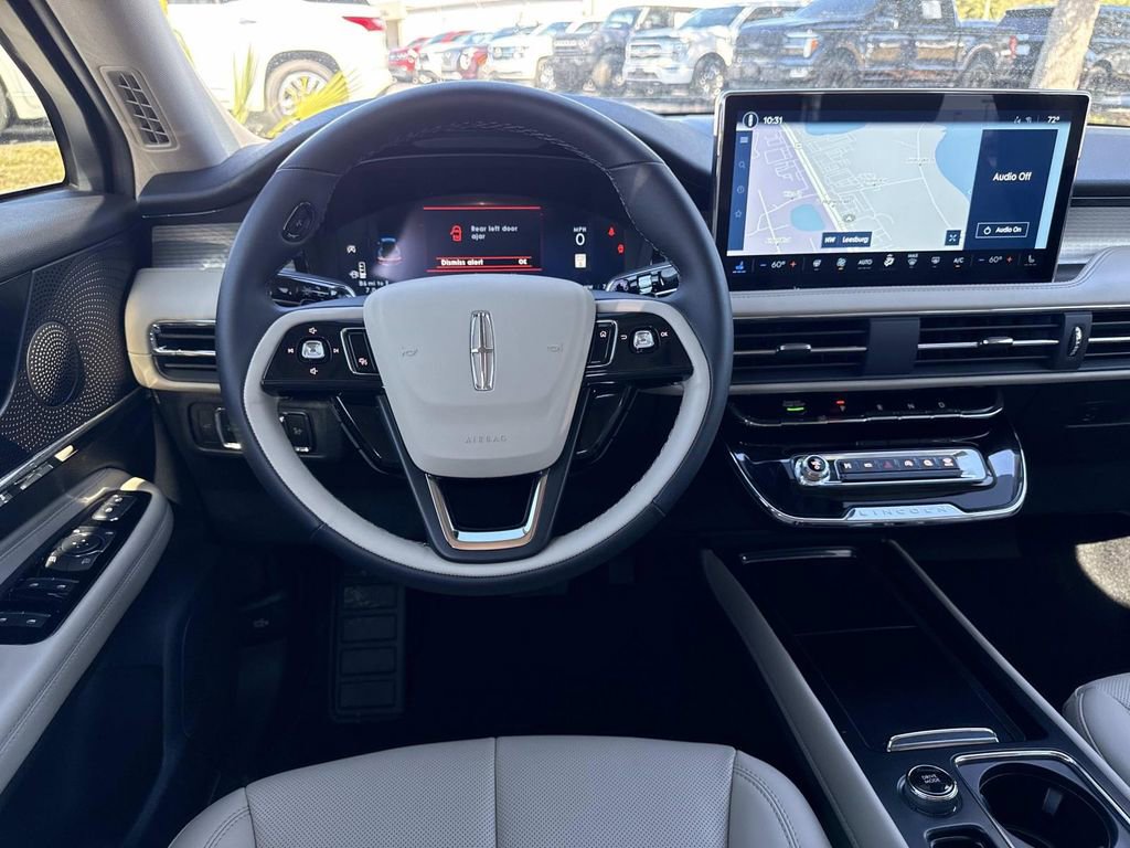 New 2026 Lincoln Corsair Premiere image 17