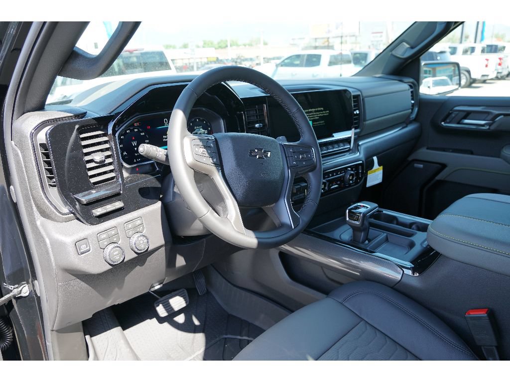 New 2026 Chevrolet Silverado 1500 ZR2 w/ LPO, Dark Essentials Package AWD/4WD image 9