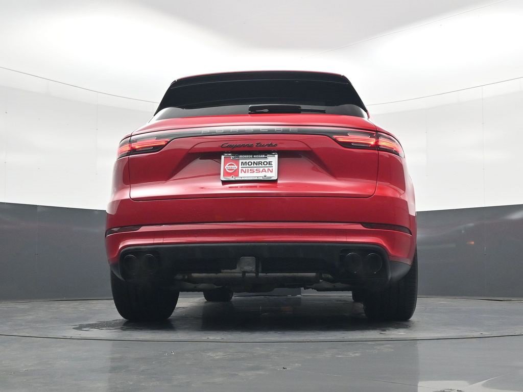 Used 2023 Porsche Cayenne Turbo w/ Premium Package Plus image 26