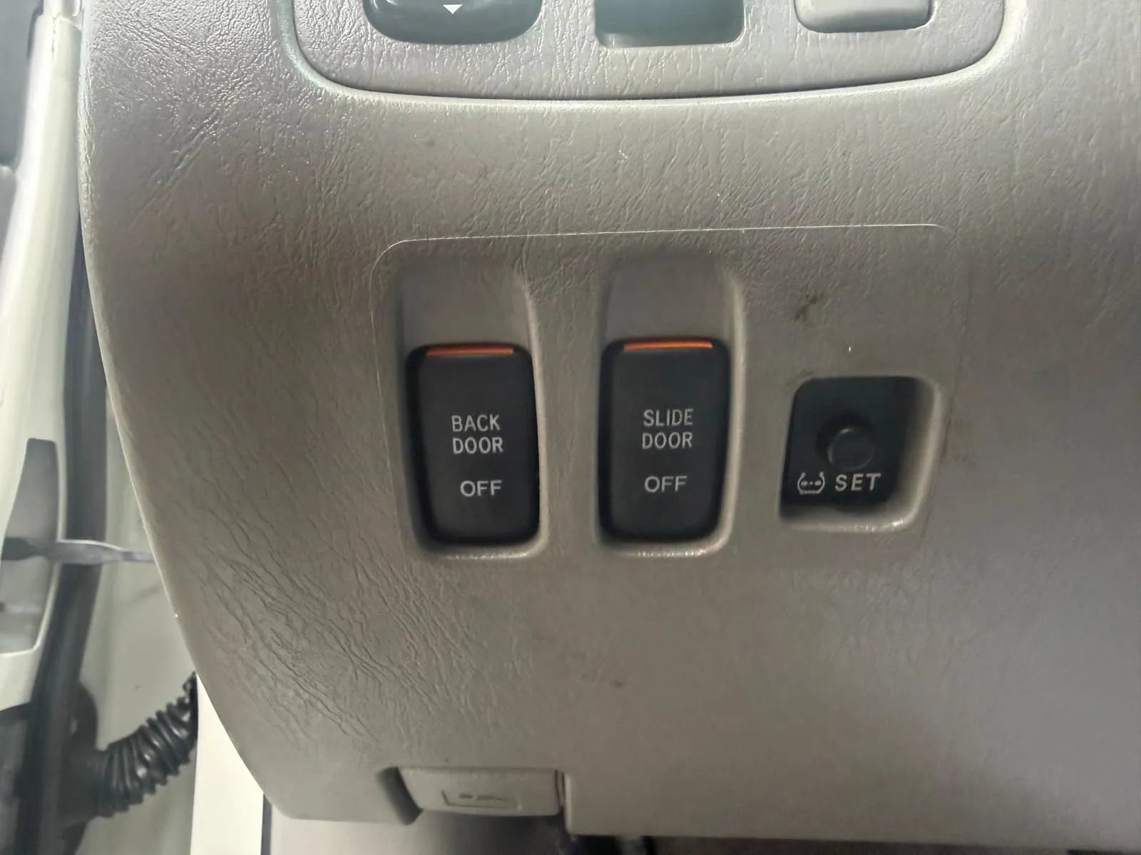 Used 2009 Toyota Sienna XLE FWD image 35