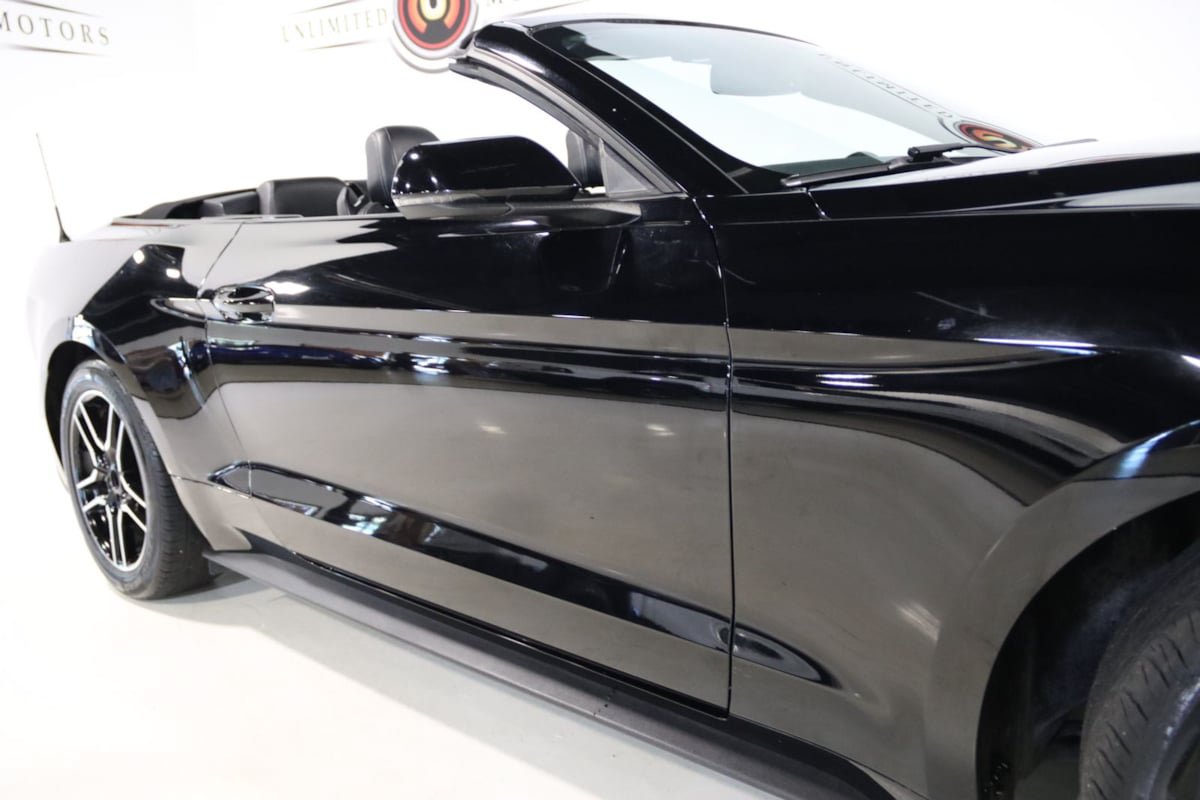 Used 2019 Ford Mustang Premium RWD image 60