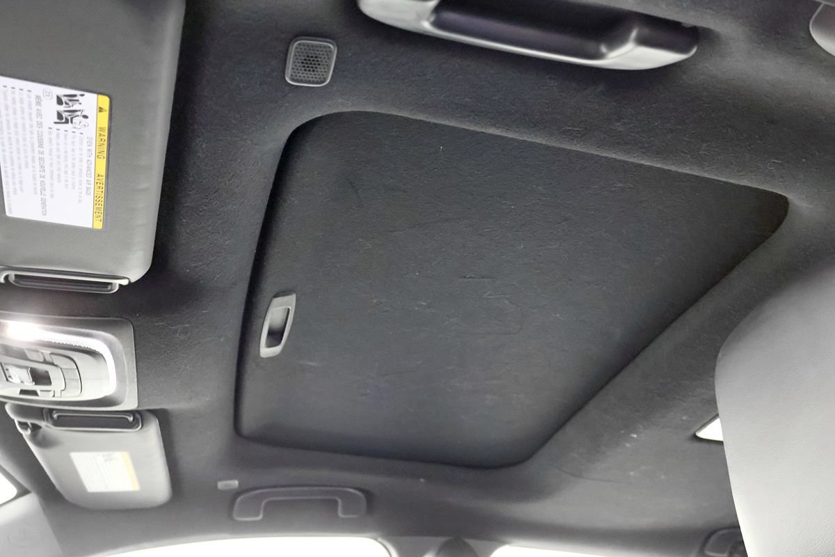 Used 2024 Toyota Corolla XSE FWD image 35