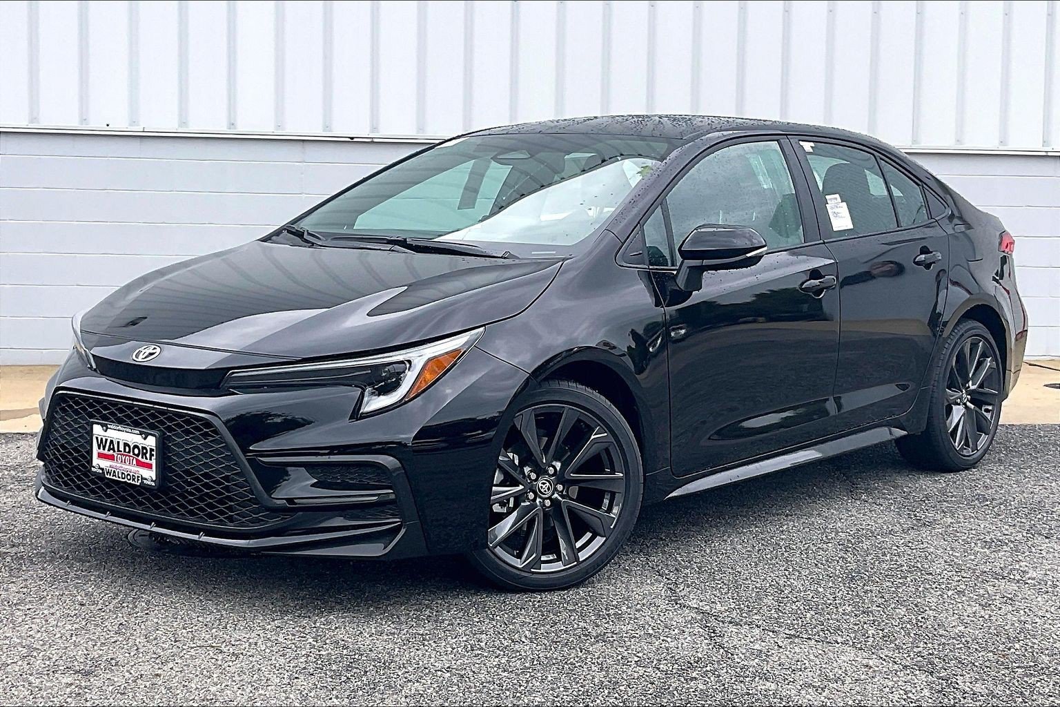 New 2026 Toyota Corolla SE FWD image 2
