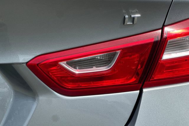 Used 2024 Chevrolet Malibu LT image 32