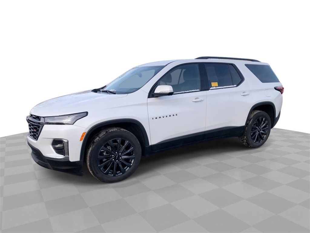 Certified 2023 Chevrolet Traverse RS w/ LPO, Floor Liner Package image 1