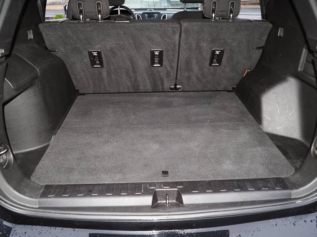 Certified 2018 Chevrolet Equinox LT FWD image 9