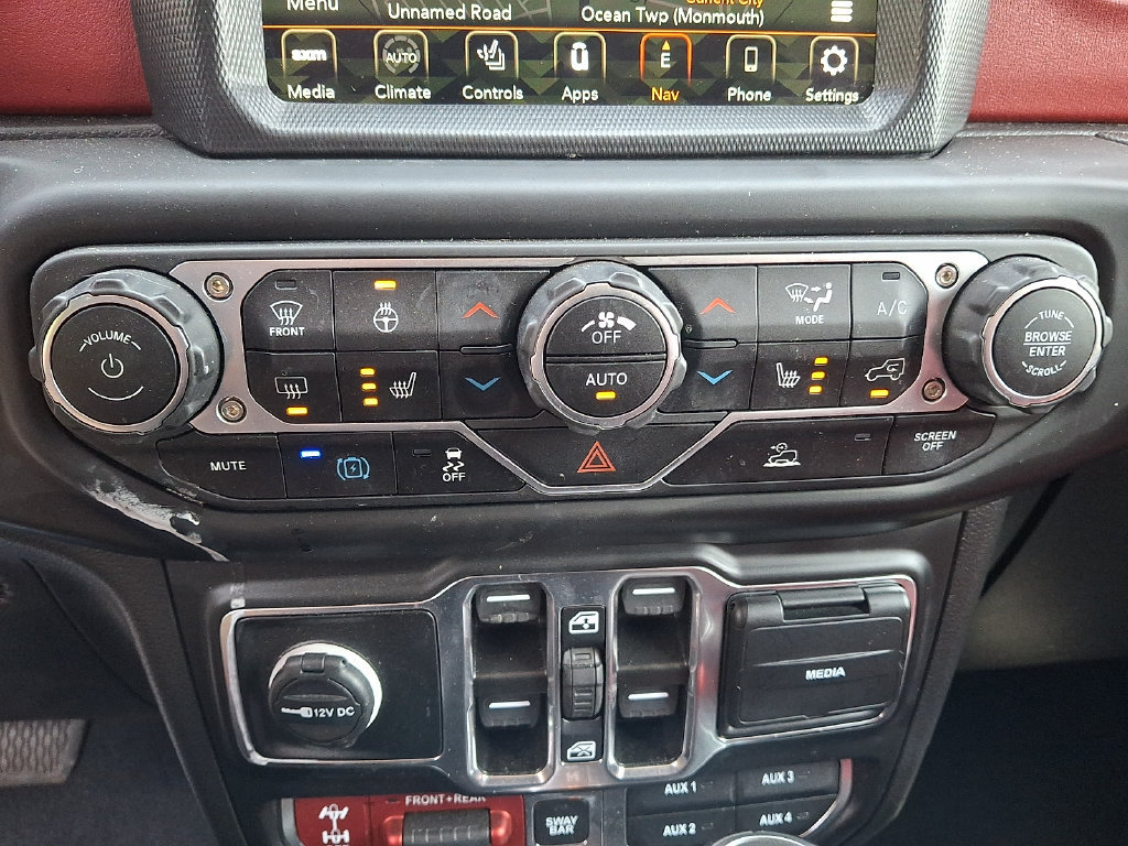 Certified 2023 Jeep Wrangler Unlimited Rubicon 4xe AWD/4WD image 15