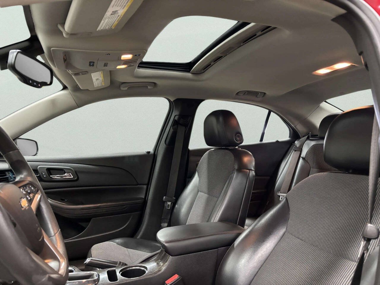 Used 2014 Chevrolet Malibu LT FWD image 16