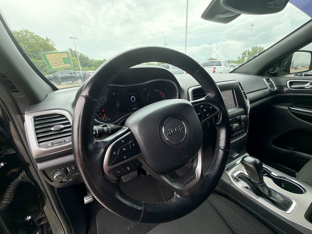 Used 2021 Jeep Grand Cherokee Freedom Edition RWD image 10