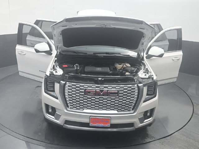 Used 2024 GMC Yukon Denali RWD image 44