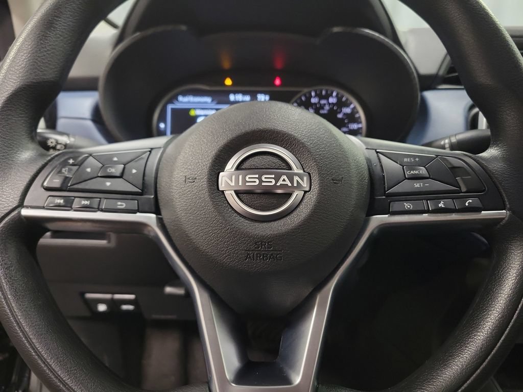 Used 2025 Nissan Versa SV FWD image 19